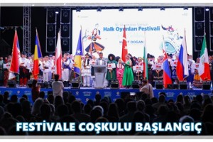 36. Uluslararası Samsun Halk Oyunları Festivali Başladı